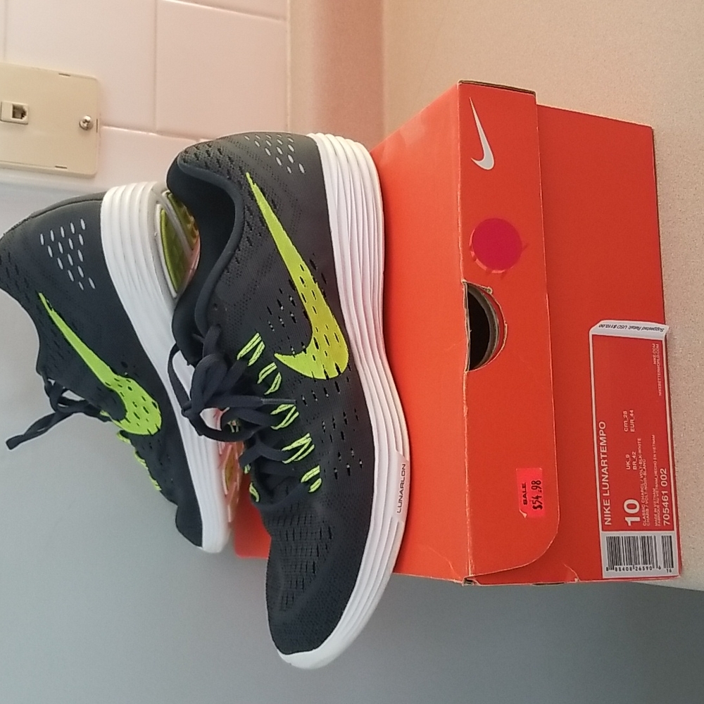 Nike shoes